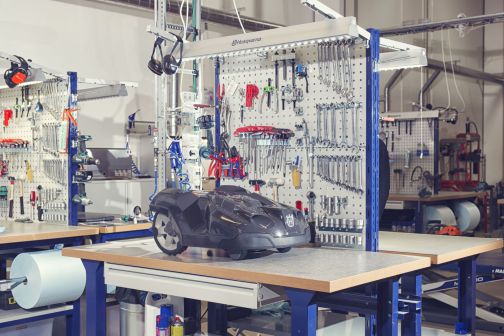 HUSQVARNA Automower, Gartentechnik Niederrhein, Reinigungstechnik Niederrhein